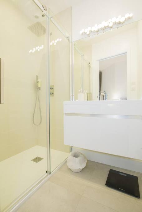 Appartement Luxueux Hypercentre Lyon 6 Pers Esterno foto